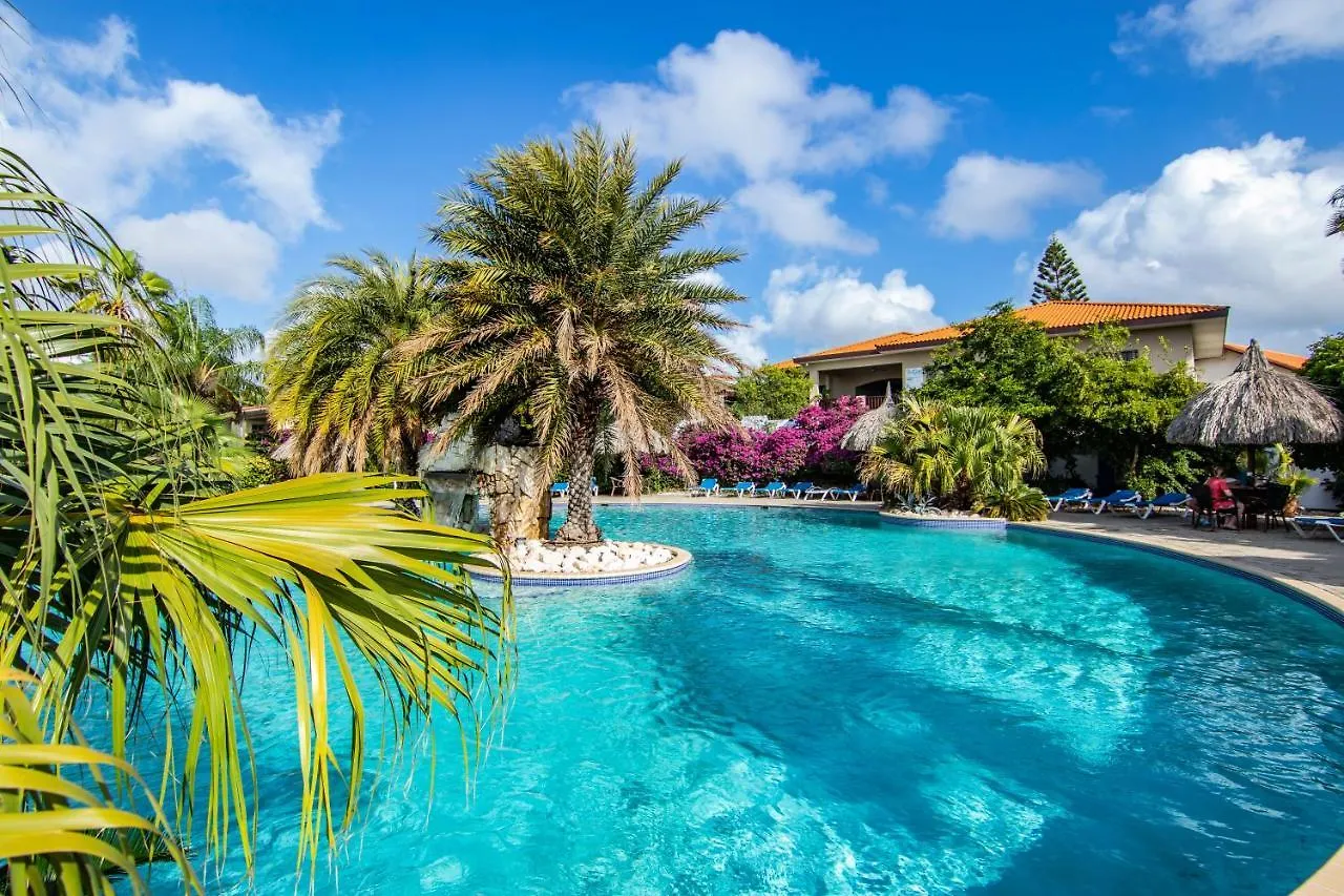 Modern appartement a150 op resort Seru-Coral 4 pers 2 slpk met een groot zwembad Willemstad