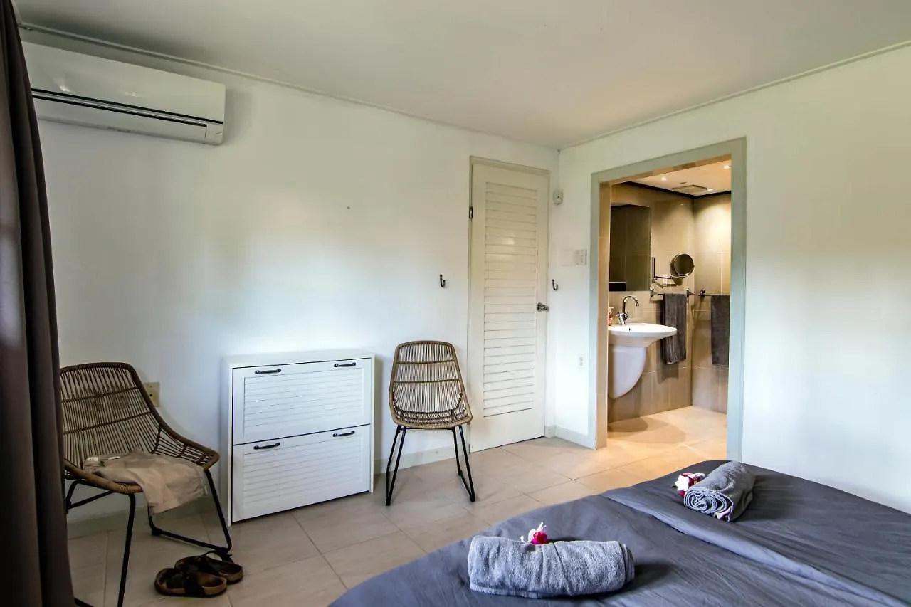 Modern appartement a150 op resort Seru-Coral 4 pers 2 slpk met een groot zwembad Willemstad